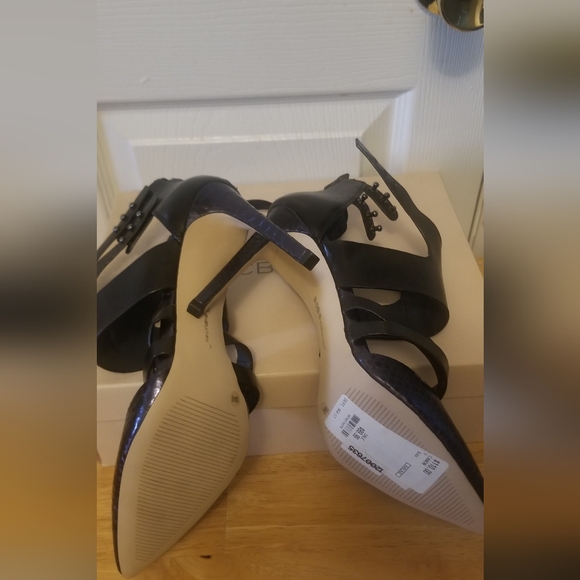 BCBGeneration Canon Blue Midnight/Black Winter Snake Print Heels Size 10M - Picture 5 of 8